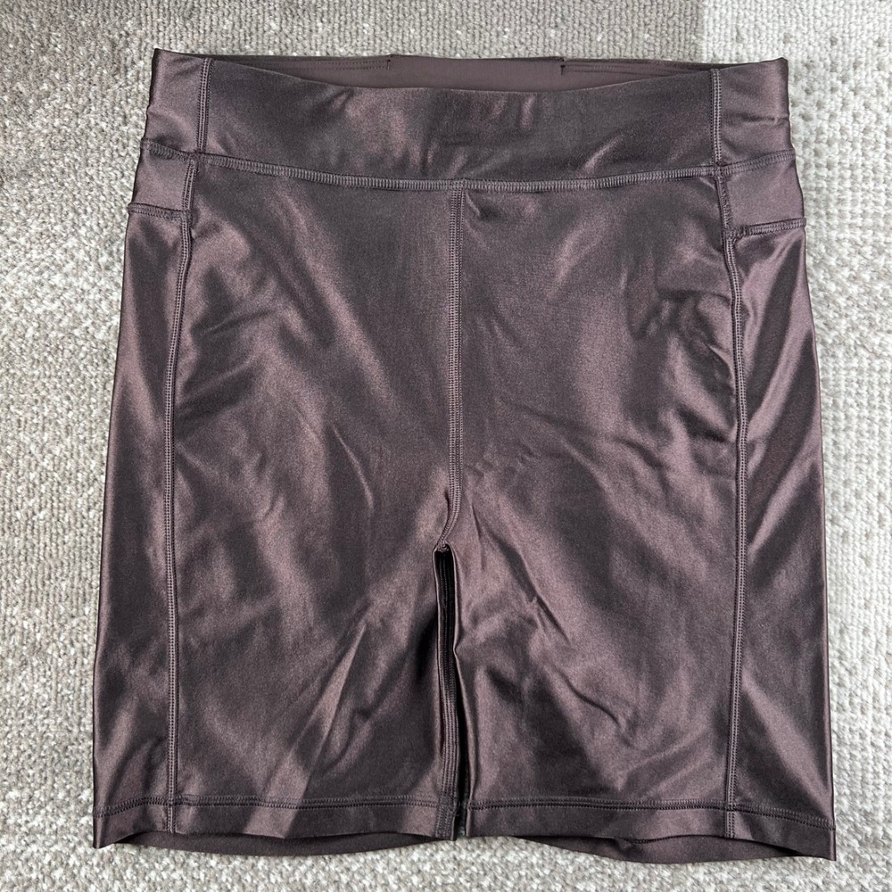 Lululemon Stain Shine High Rise Short 6" Shine Espresso Brown Size 6 LW7DHES